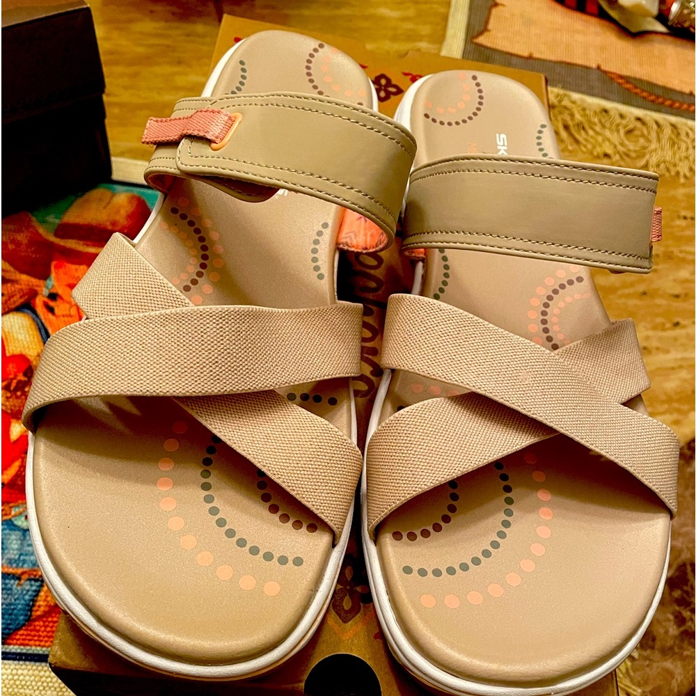 Skechers Arch Fit Sandals NIB 10 M
